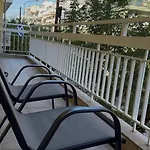 & Grey Family 100 M Cente Saloniki