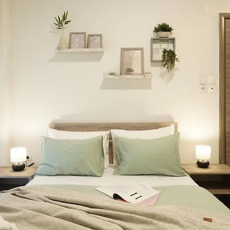 Apartman & Grey Family 100 M Cente Szaloniki
