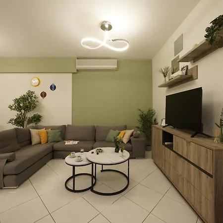 & Grey Family 100 M Cente Apartmán