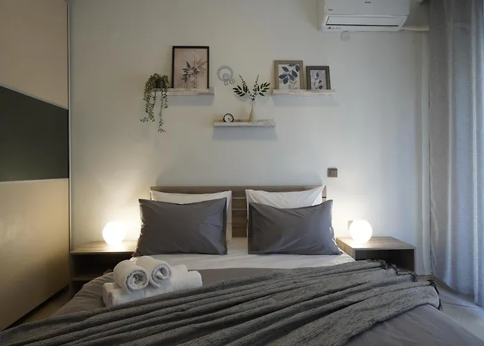 & Grey Family 100 M Cente *